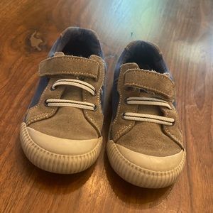 Stride Rite Velcro Strap Shoes